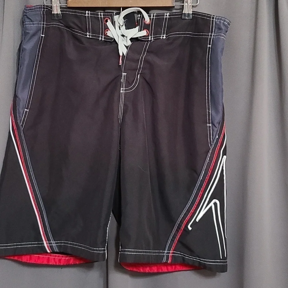 Speedo Mens Swim Trunks Blk/Gray/Red/White Hook&Loop Ties Pockets Size‎ M GUC